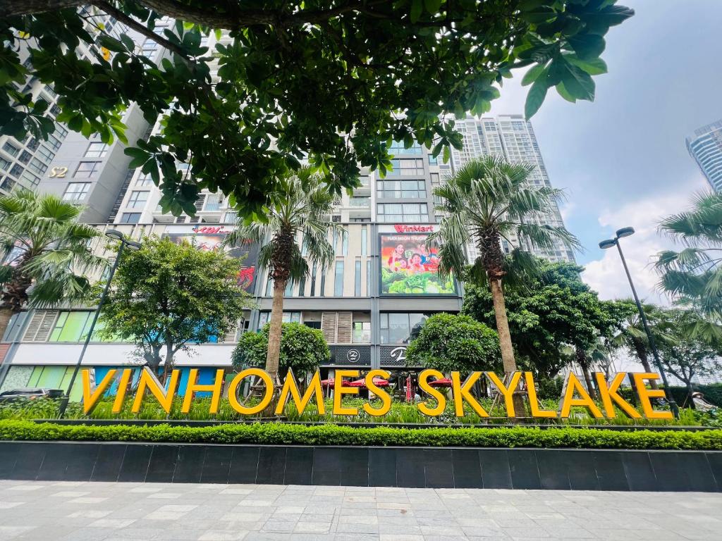 Vinhomes Skylake near Landmark 72