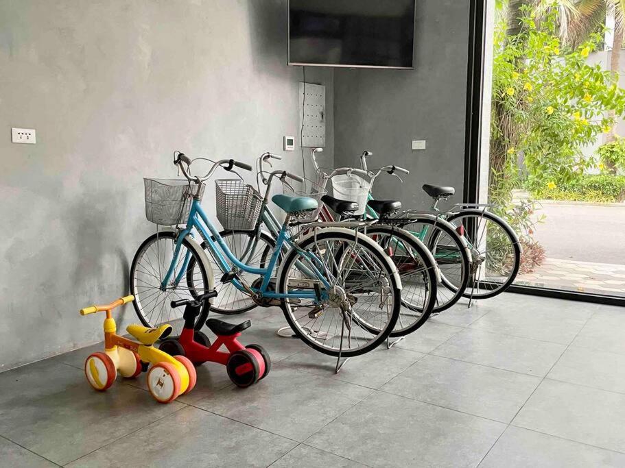 Flamingo Dai Lai villa 5-bedroom with elevator