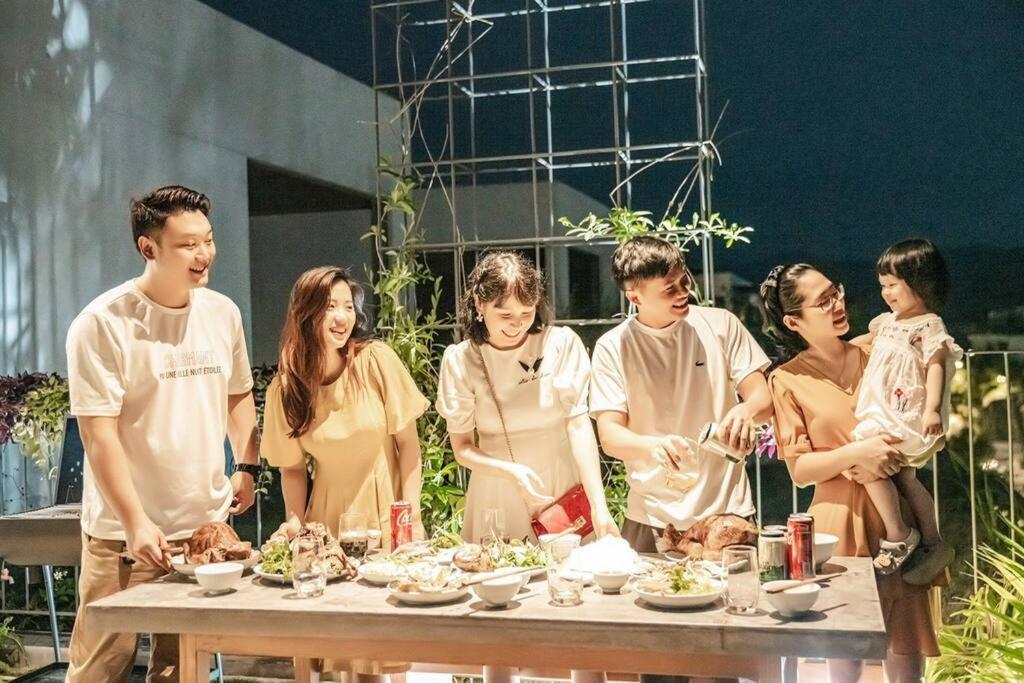 Flamingo Dai Lai villa 5-bedroom with elevator