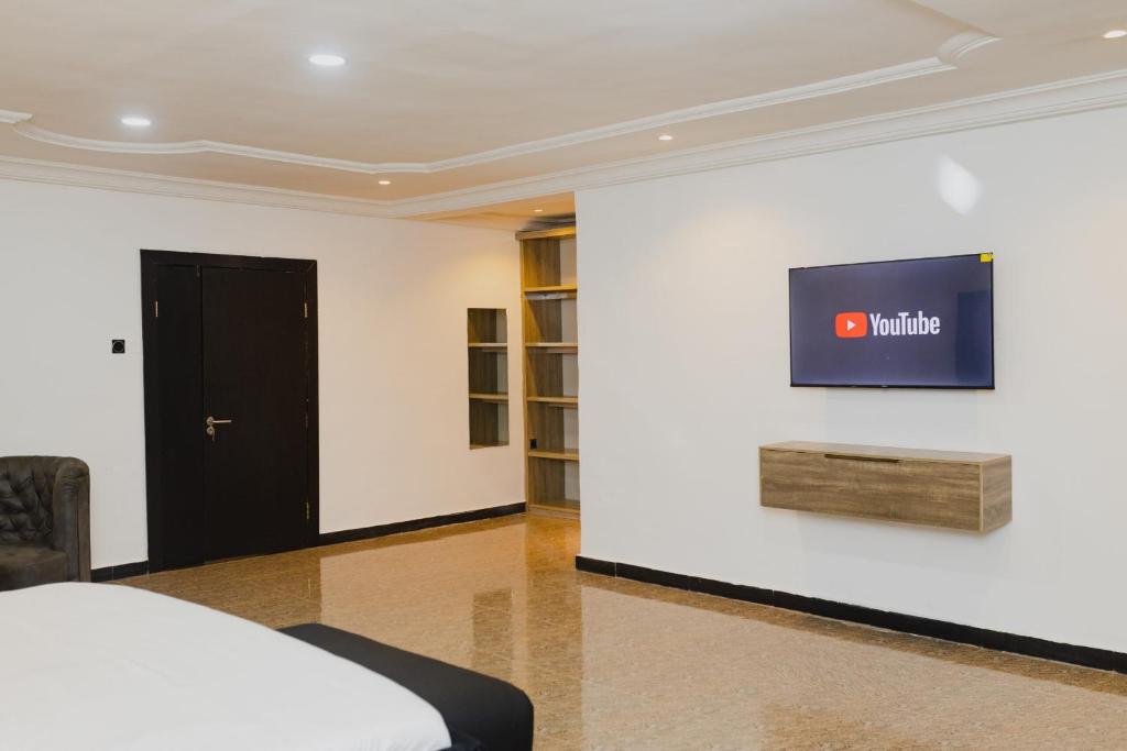 OVIC Hotel photo 2
