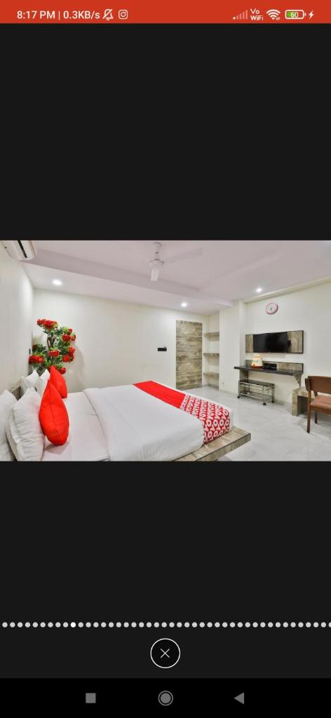 HOTEL SURYAKANT photo 1