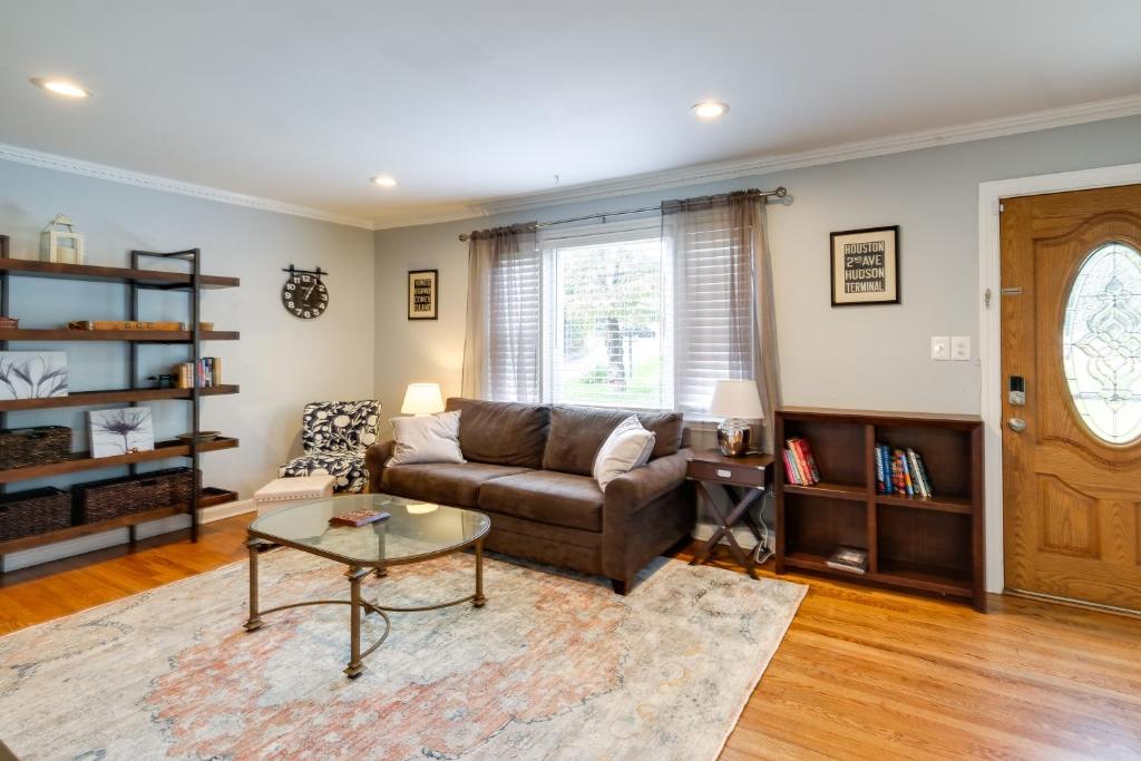 Pet-Friendly Falls Church Home with Fenced Backyard! photo 4