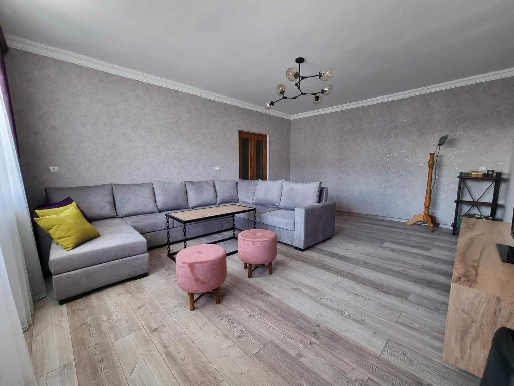 Cozy apartment with 5 bedrooms, whole apartment, апартмент целиком photo 1