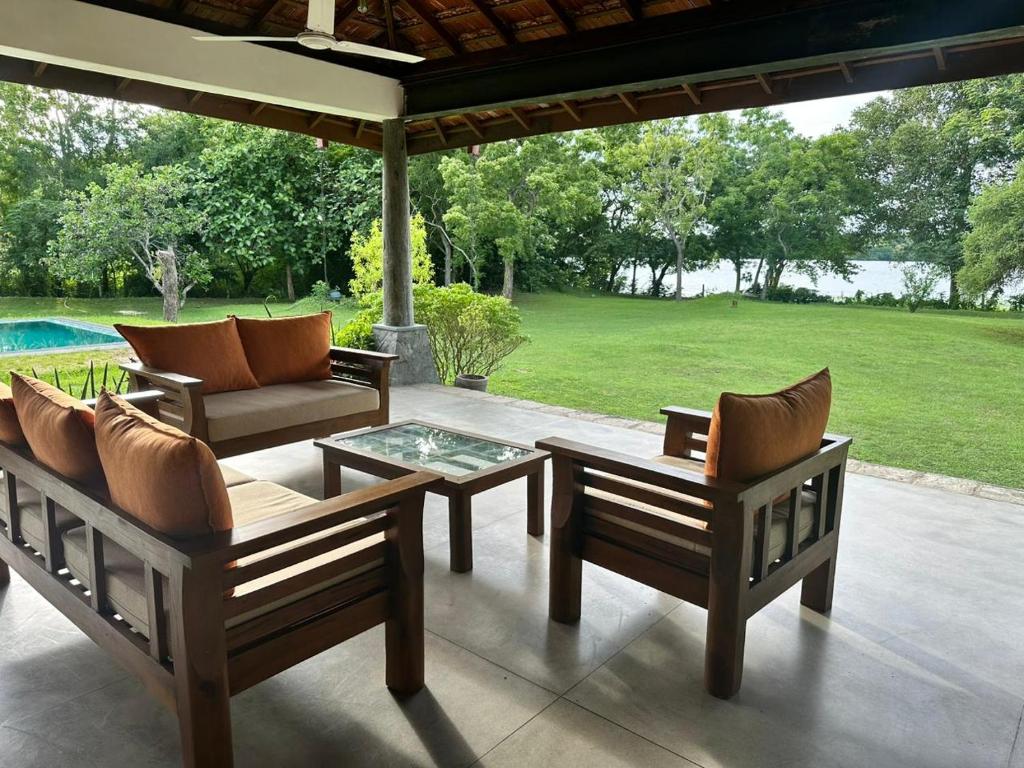 Magalle Wewa Villa