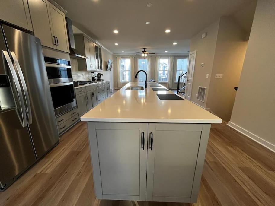 Luxury in Fredericksburg photo 3