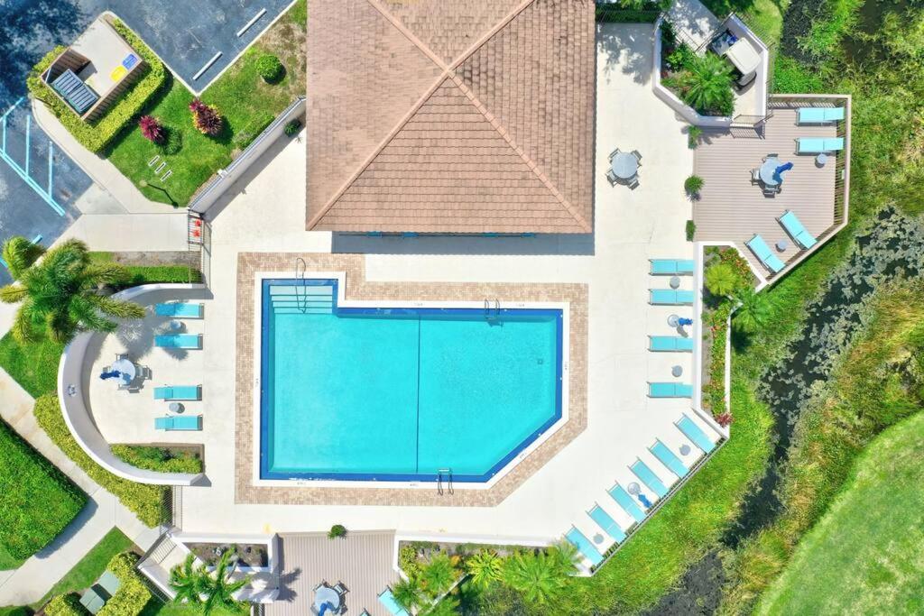 Paradise Awaits! PGA Paradise Cottage II image