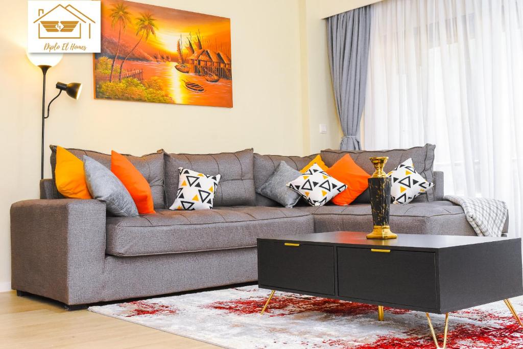 Elegant 2 bedroom in Riverside Square photo 4