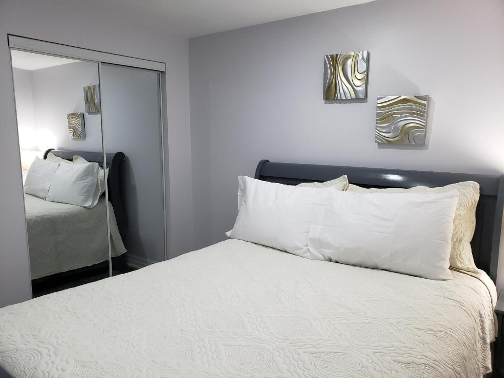 Luxurious 1BR-1BA Apartment Bright Spacious with free parking photo 4