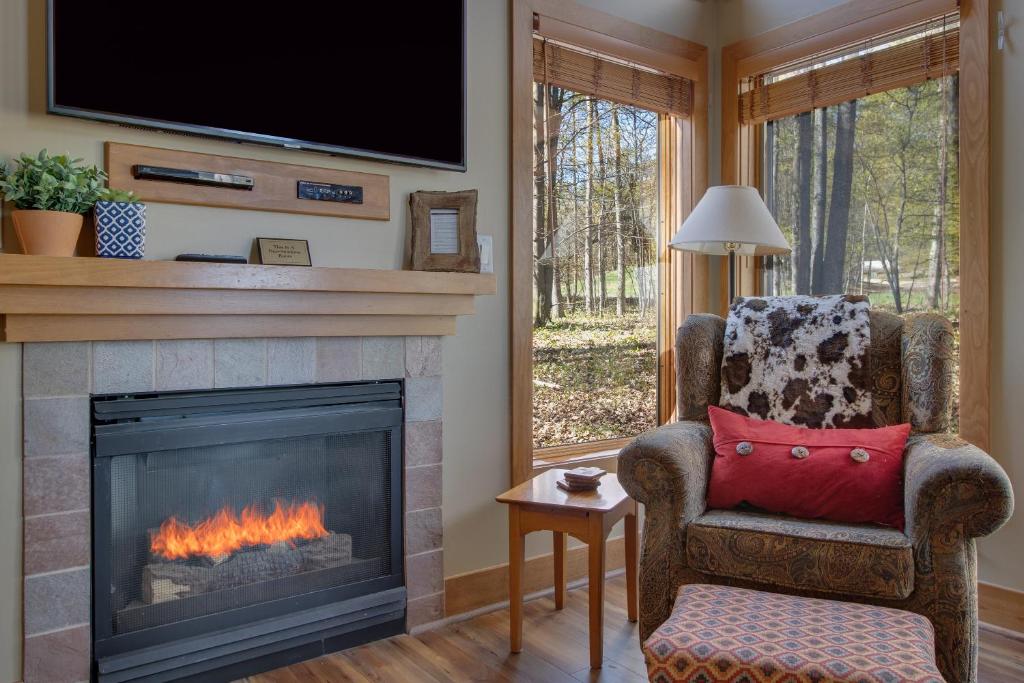 Boyne Mountain Disciples Village Unit 660 photo 3