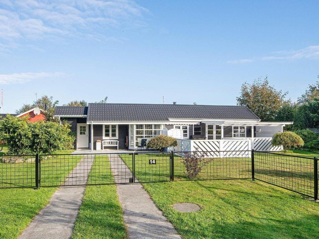 Holiday home Grenaa LI photo 2