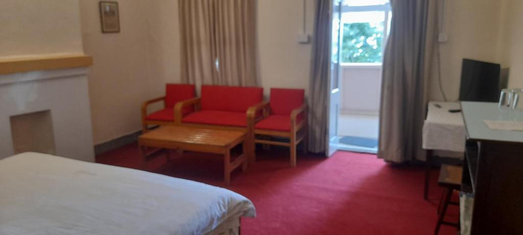 BRIGHTLANDS HOTEL photo 2