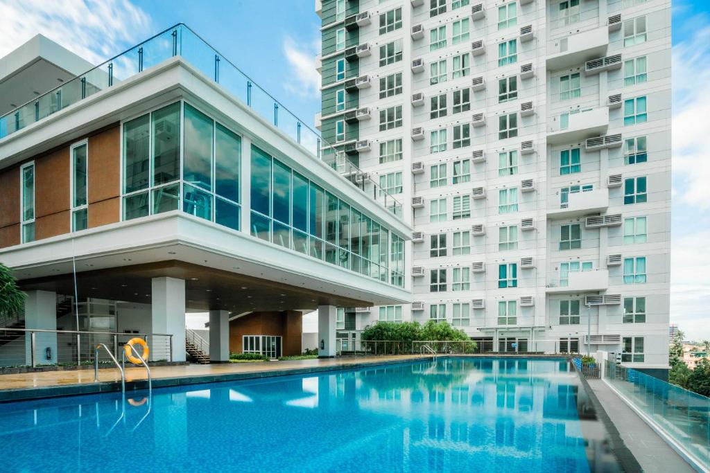 ABREEZA PLACE ONE BEDROOM SUITE (skyspot) photo 2