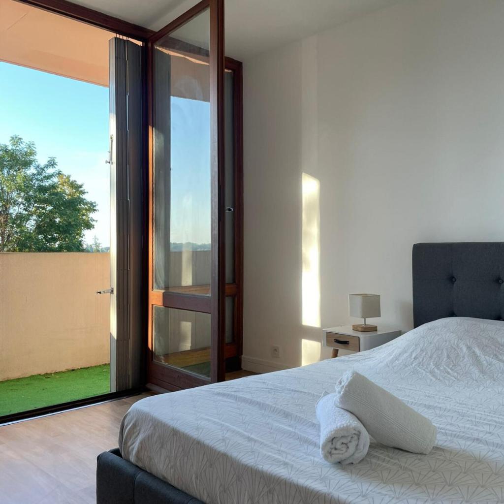Calme et confort: Appartement 3 chambres + balcon photo 2