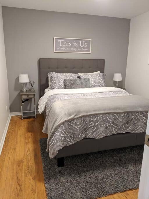 2 bedrooms apartment with private parking 5 minutes from Montreal photo 1