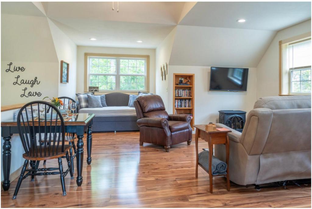 Mockingbird Mountain Spa and Retreat photo 4