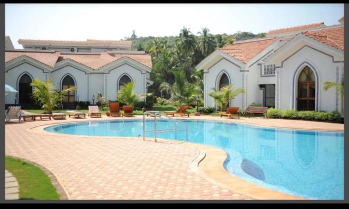 Riviera Residency luxury apartment photo 2