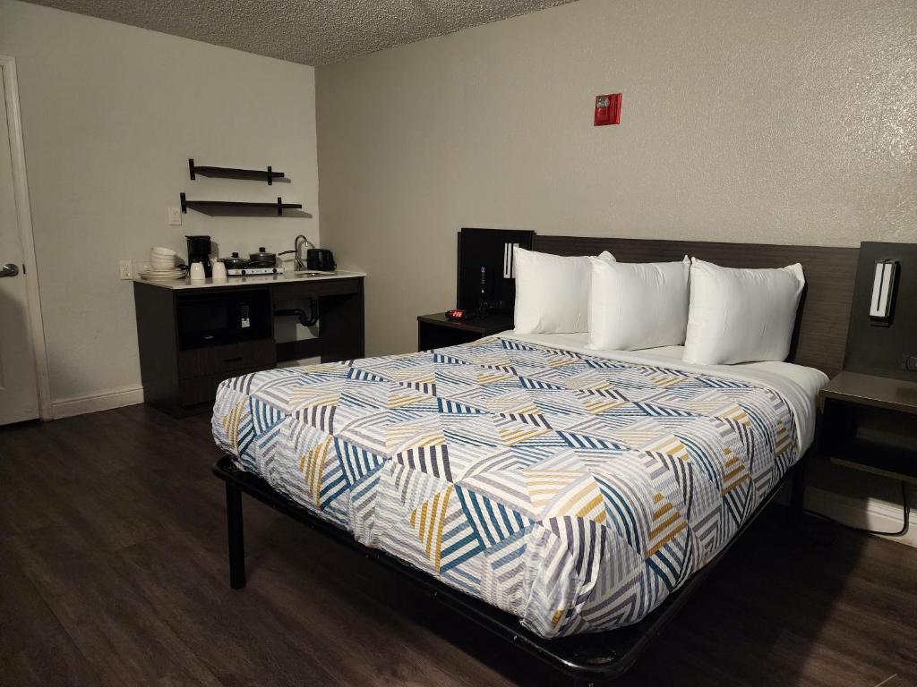 Studio 6 Sacramento, CA - Natomas & SMF Airport image