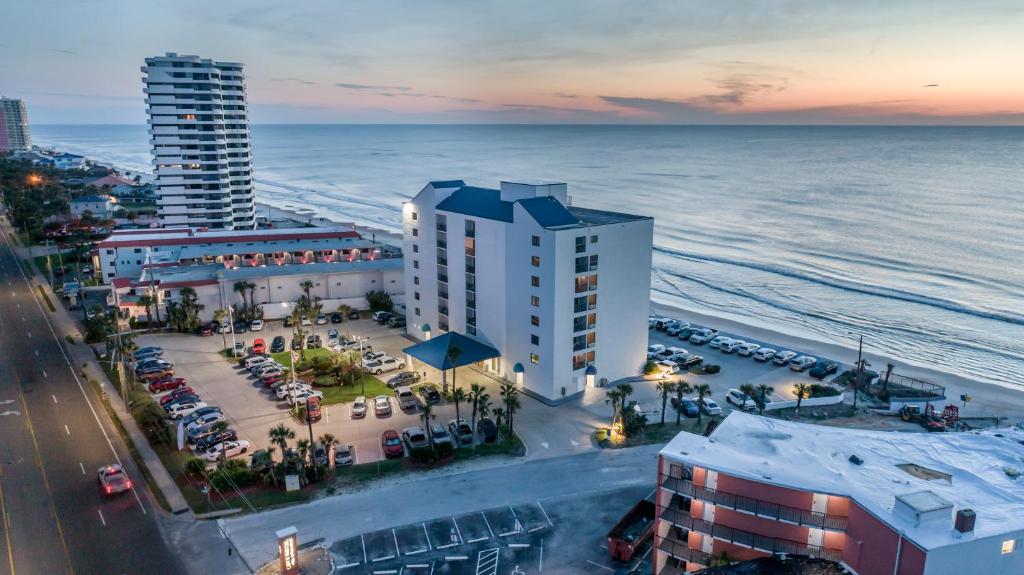 Tropical Winds Oceanfront Hotel image