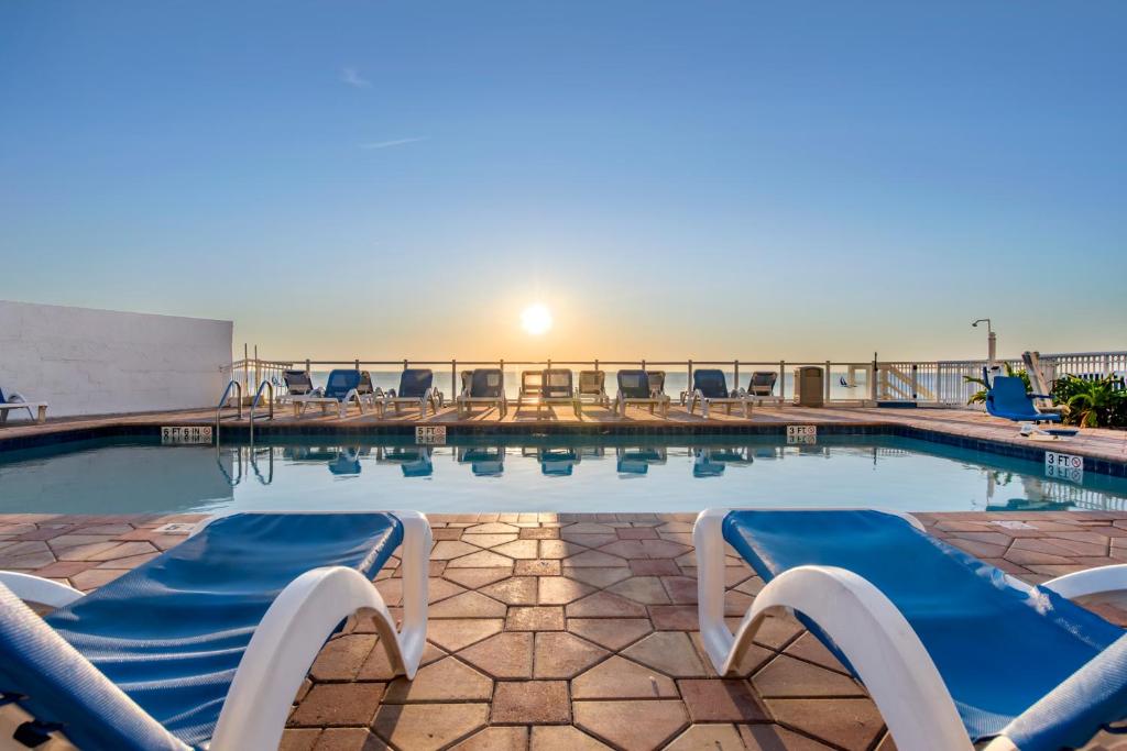 Tropical Winds Resort Hotel photo 2