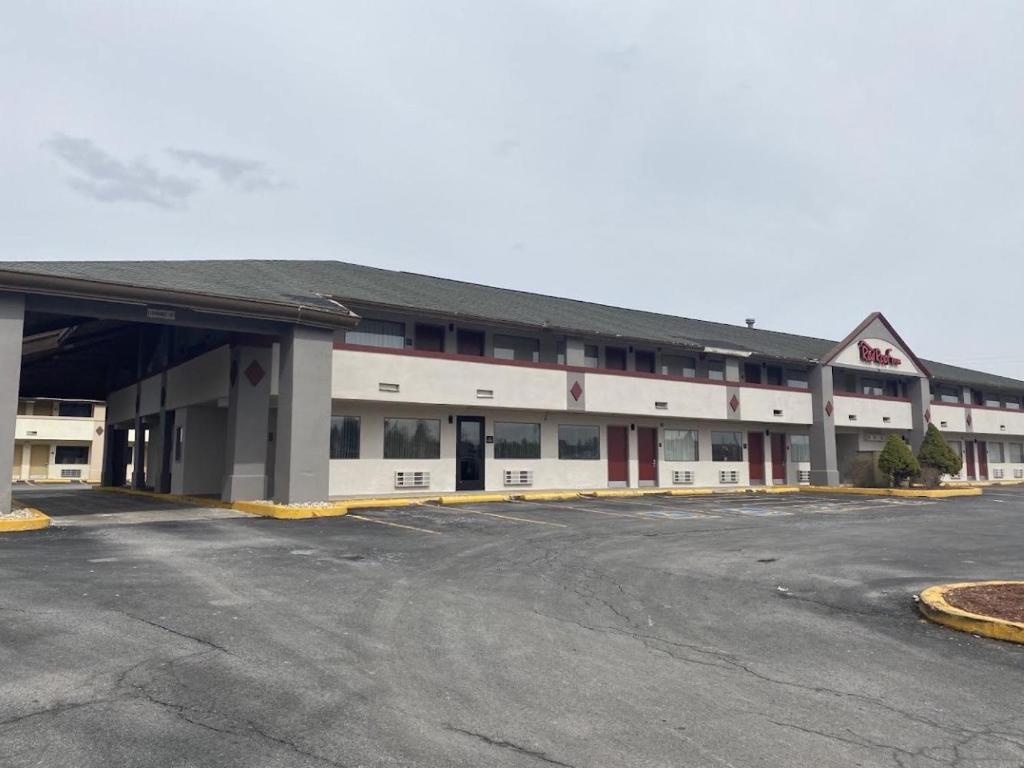 Red Roof Inn Somerset, PA photo 2