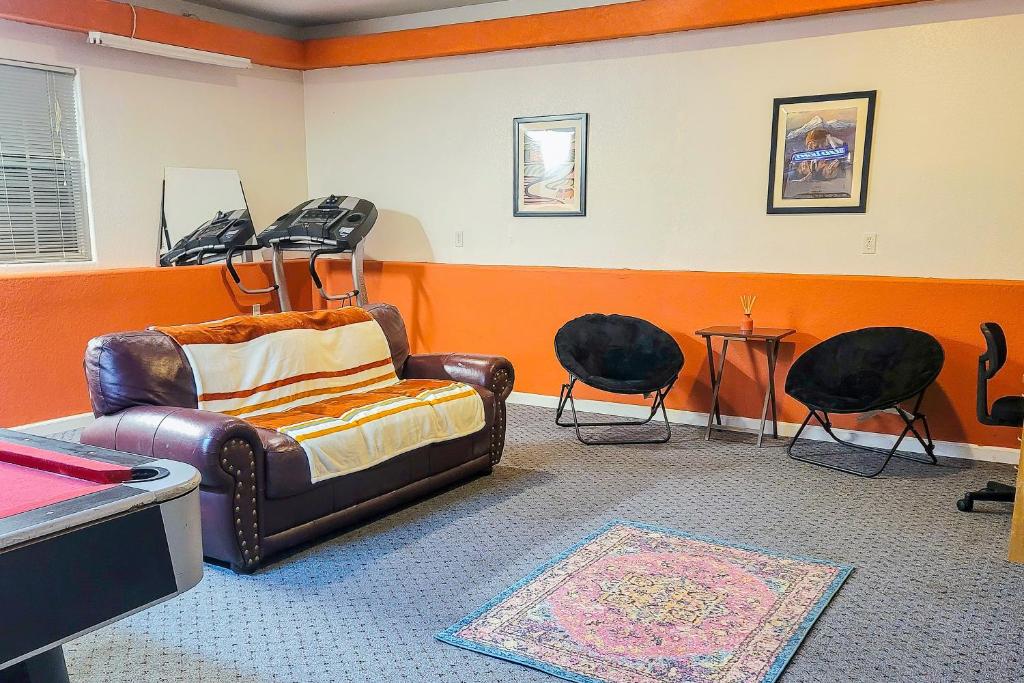 Hot Springs Hideaway (Downstairs Unit)