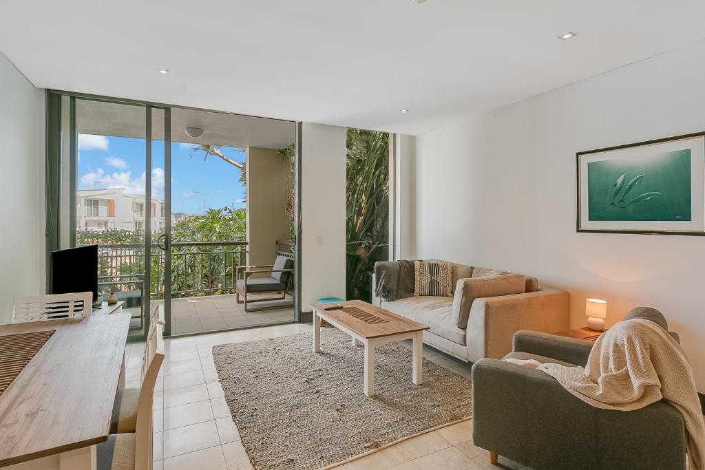 126 Santai - Ground Floor Studio Apartment by uHoliday photo 2