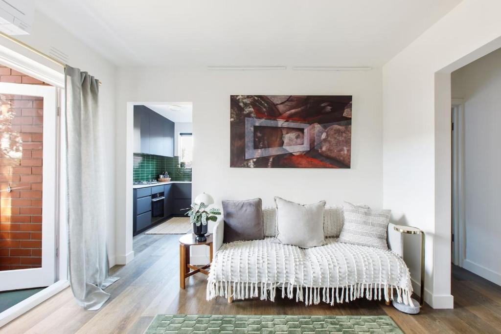 Sage Haven - Laidback St Kilda Beach Living