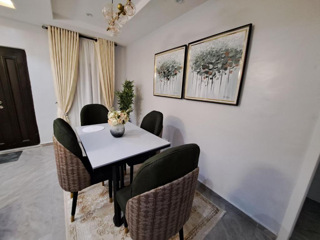 The Palladium Apartments photo 2