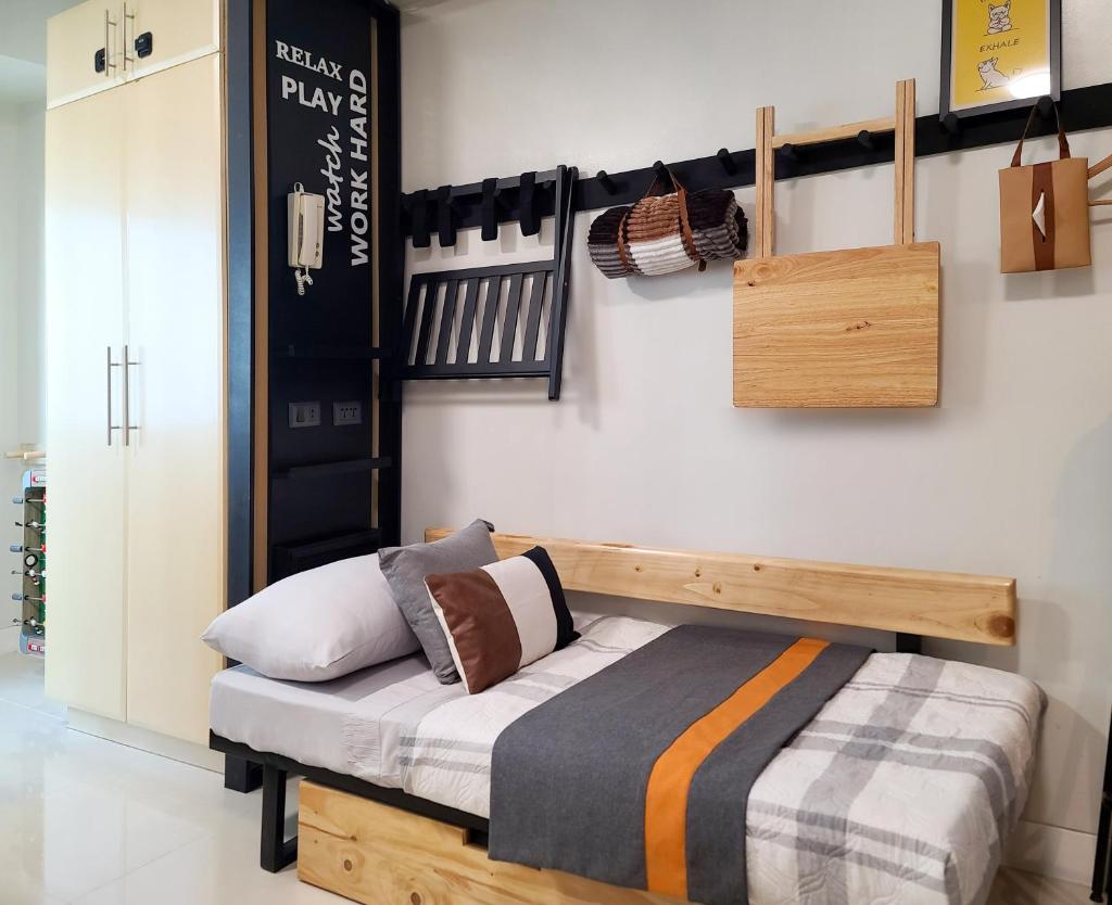 Relaxing Escape at BGC by Max Dwell Studio photo 2