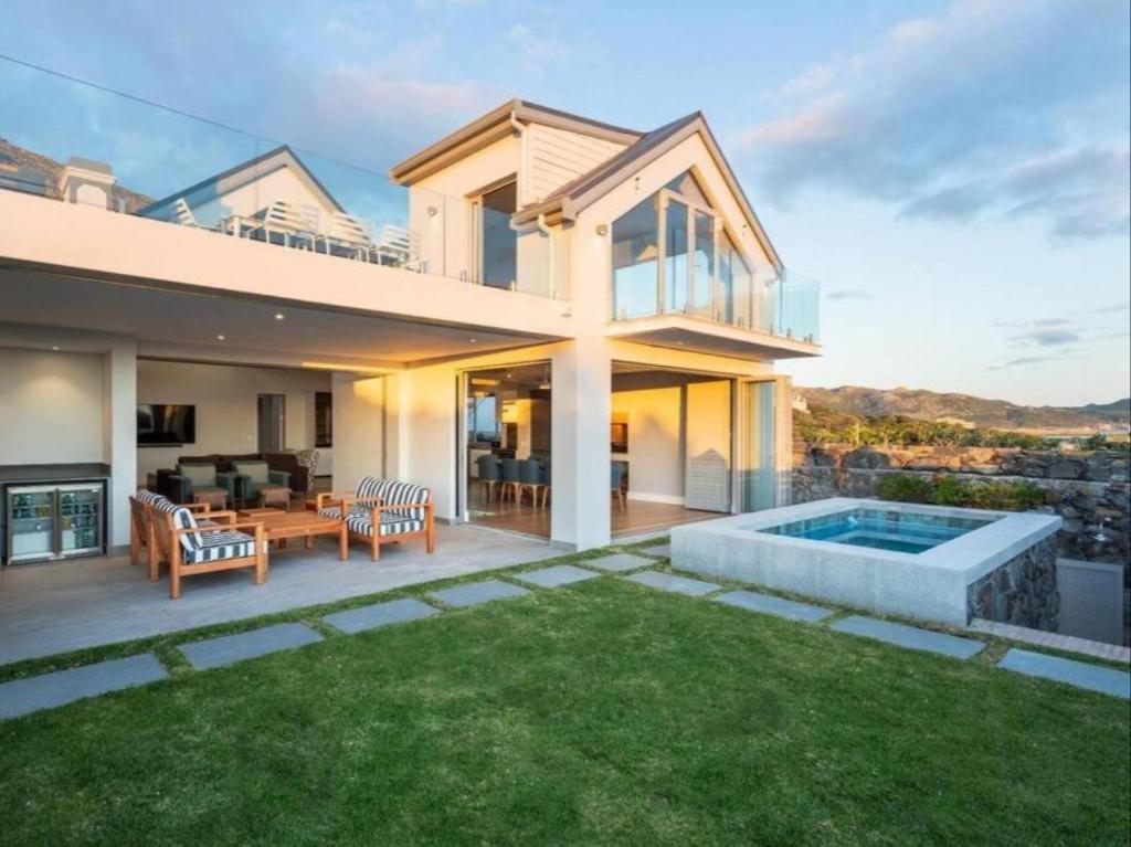 Boulders Beach Villa photo 4
