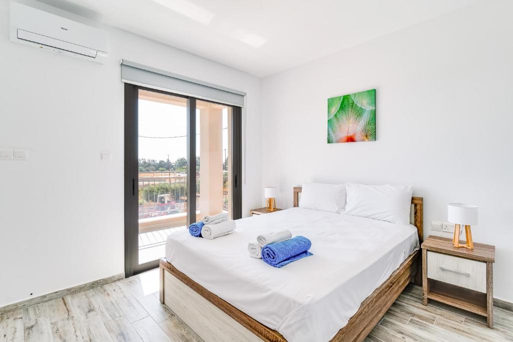 Villa Elpida TWO by Ezoria Villas in Timi, Paphos photo 4