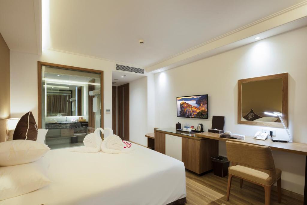 Comodo Nha Trang Hotel