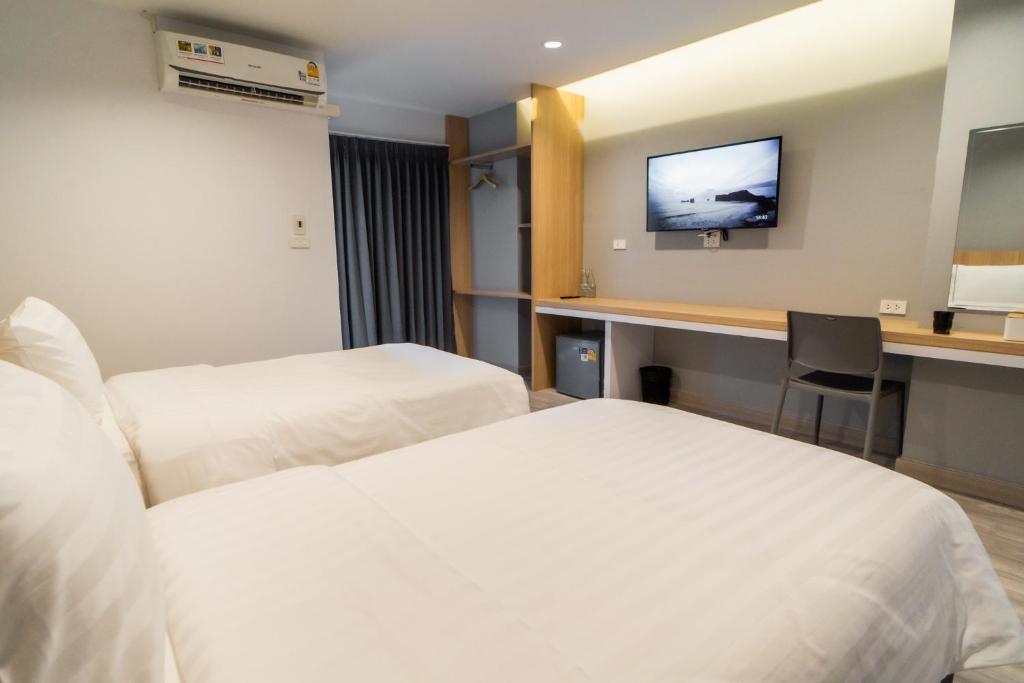 Goodday Hotel photo 1