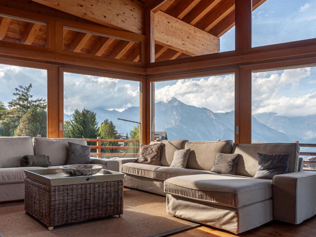 Chalet Chalet Aquarius by Interhome photo 2