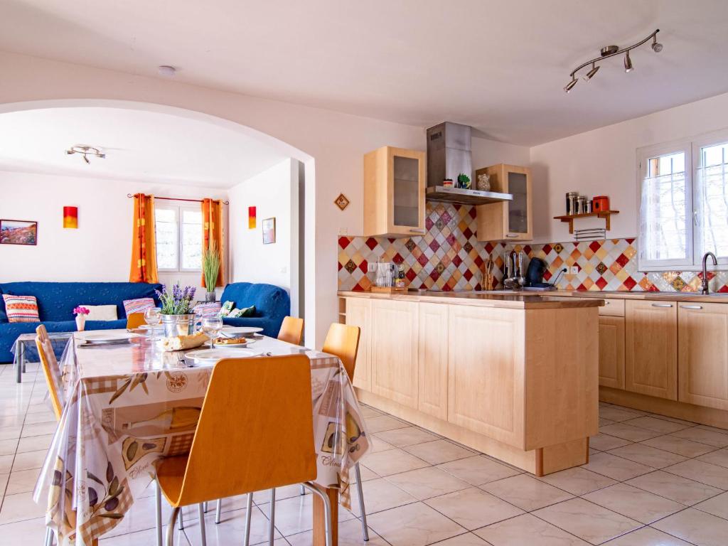 Holiday Home Mistral - REG110 by Interhome photo 3