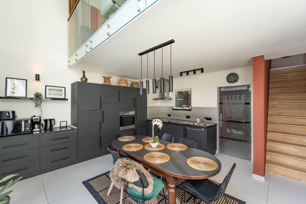 Cosy & Spacious House in Center photo 1