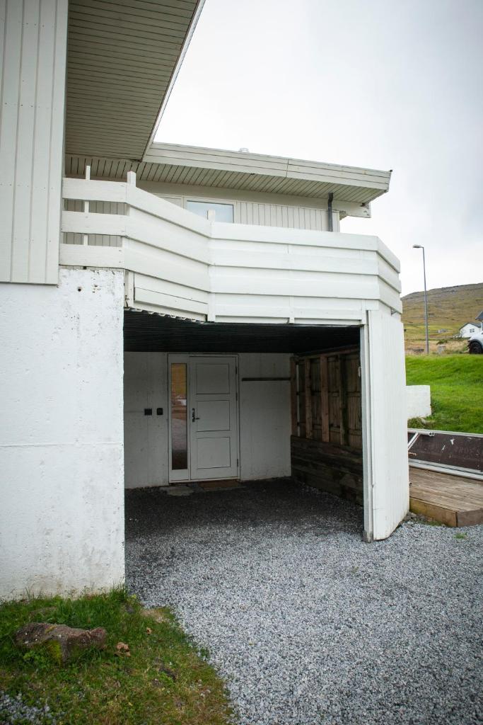 Apartment in Sørvágur photo 4