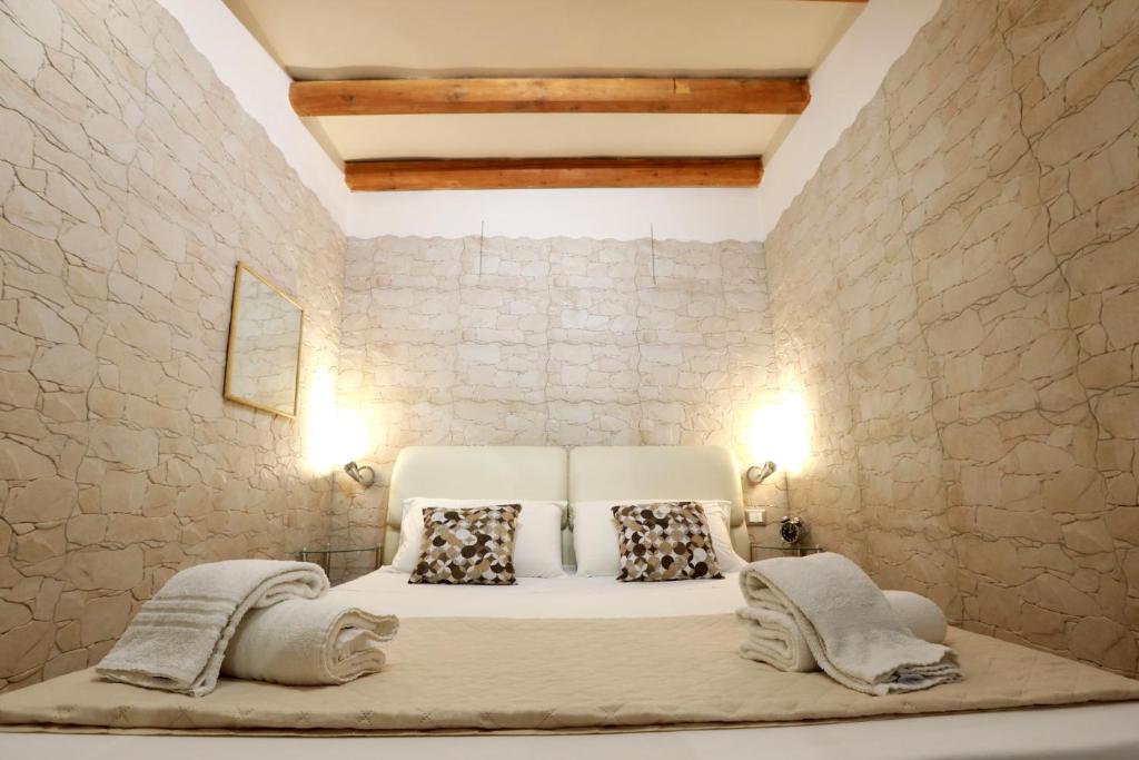 GB apartment (stazione centrale) photo 1