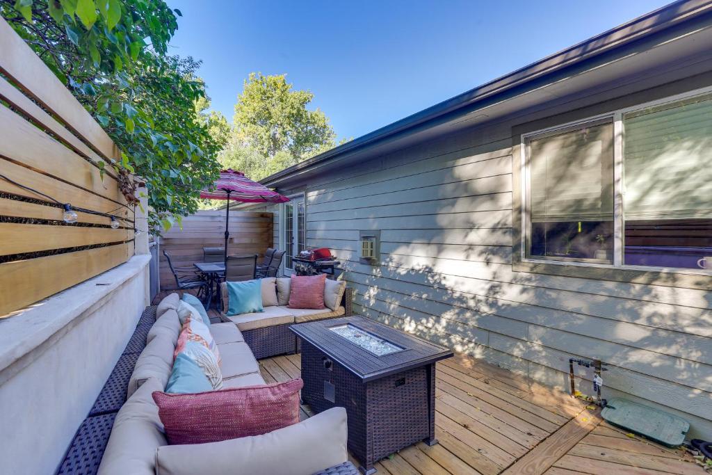 Vacation Rental in Golden with Deck! photo 2