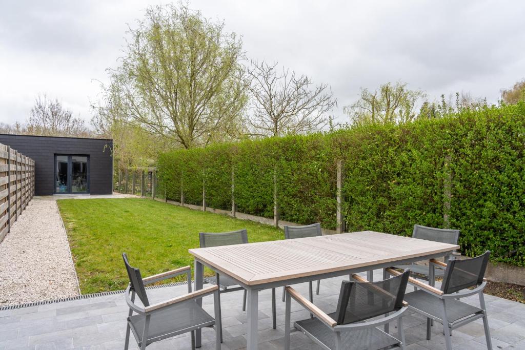 Modern & Spacious House photo 2