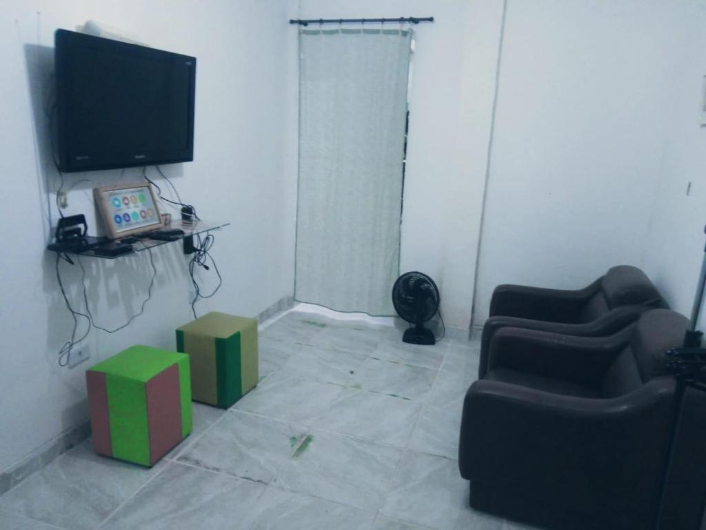 Casa Inteira e Tranquila em Taboão da Serra photo 4
