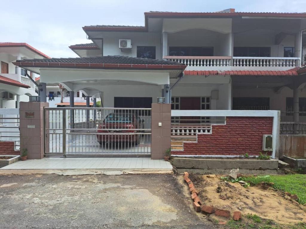 Bintulu AirBnB Homestay