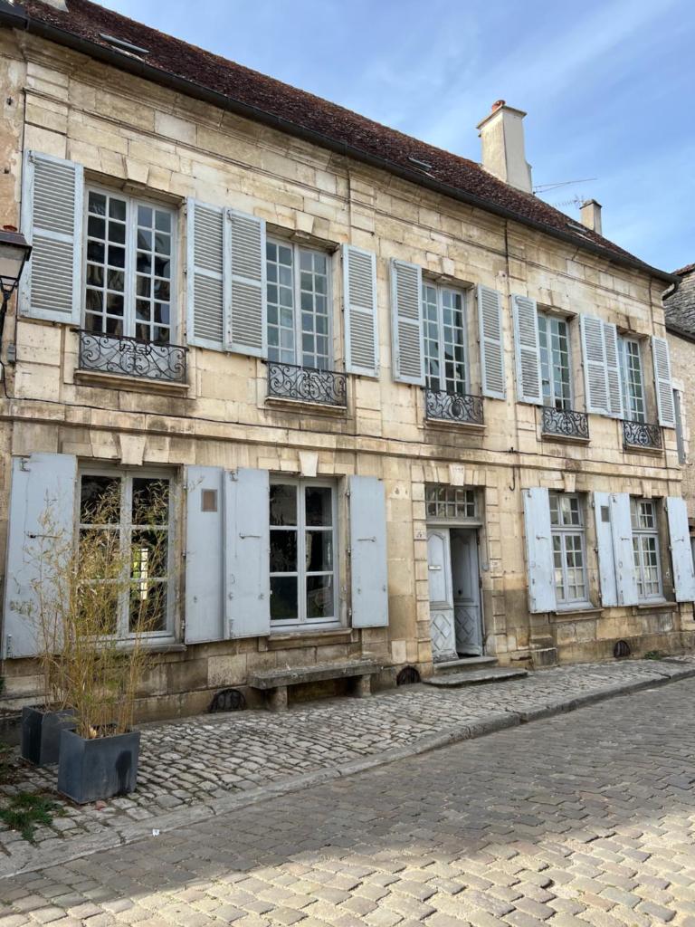 QUELQUES JOURS À NOYERS SUR SEREIN