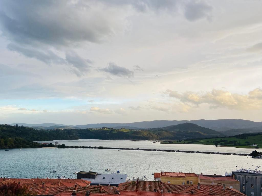 Apartamento EL PILAR con vistas a la bahía y a los picos photo 2