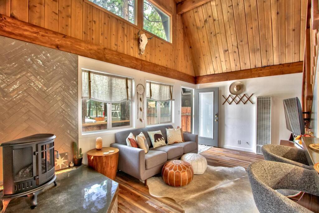 Cabana De Leon bohemian-themed smart home with spa photo 2