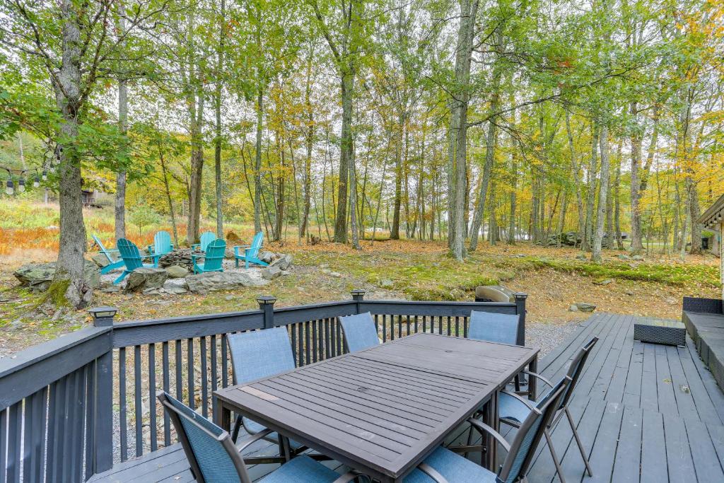 Poconos Retreat with Private Hot Tub and Pool Access! photo 3