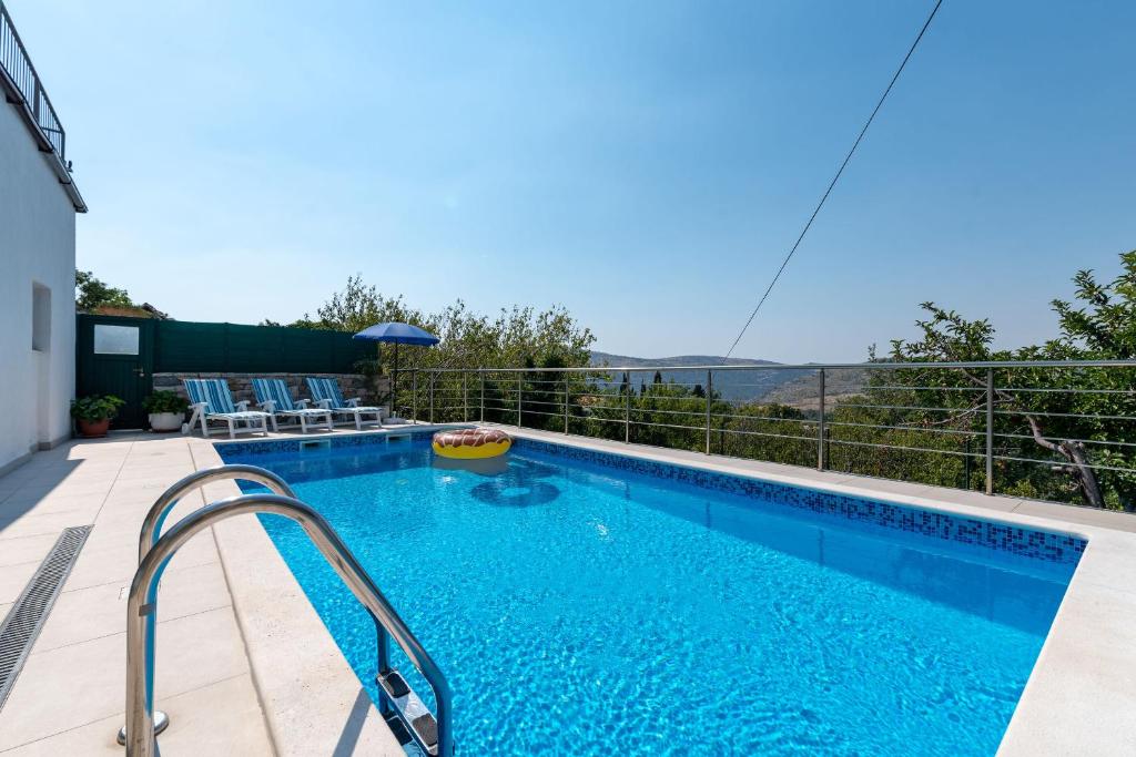 House Zeljko photo 1