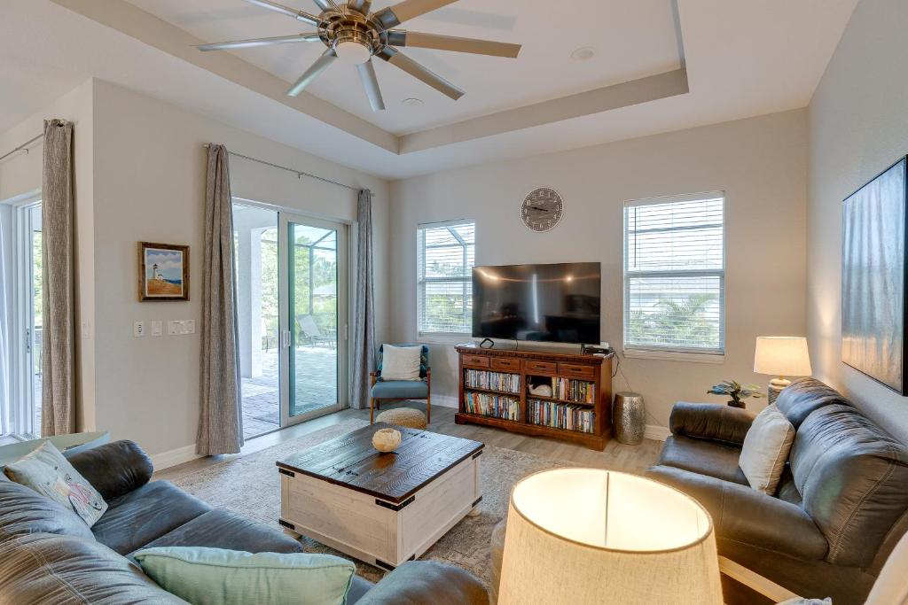 Englewood Escape Near Beaches with Private Lanai! photo 1