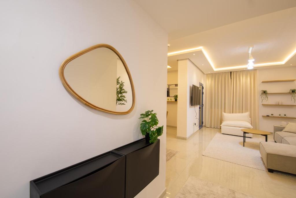 Luxury Brand New 1BD Apt in AJMAN FREE Parking NEAR Beach photo 2