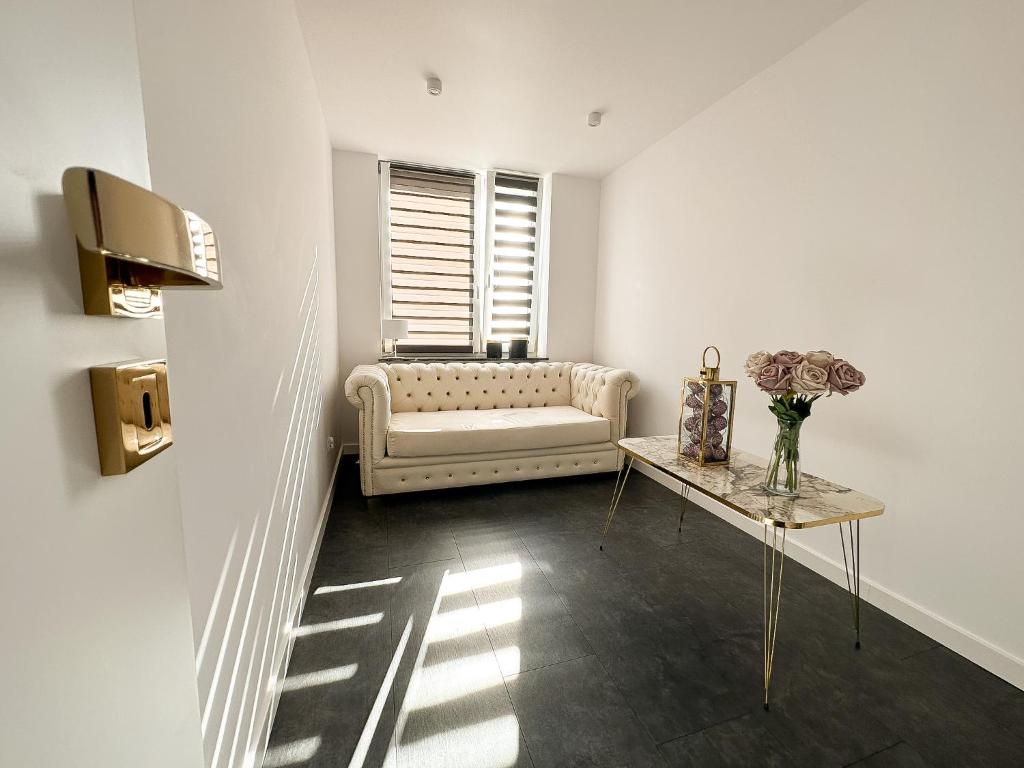 Glam House photo 4